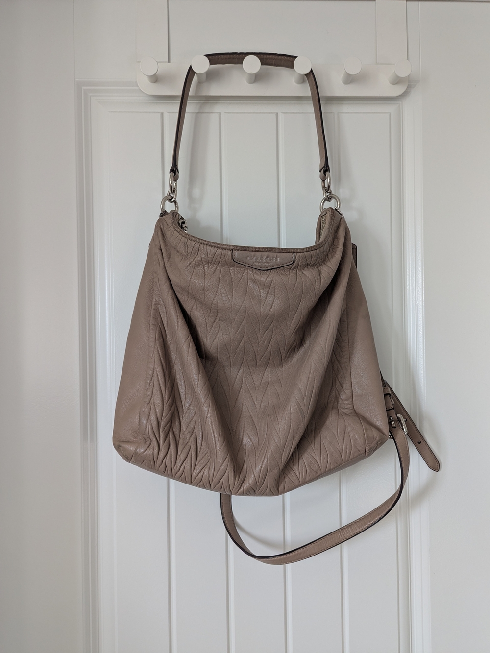Title: Coach Madison Gathered Twist Leather Hobo Shoulder Bag – Style F29167